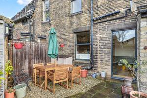 Photo 30- click for photo gallery